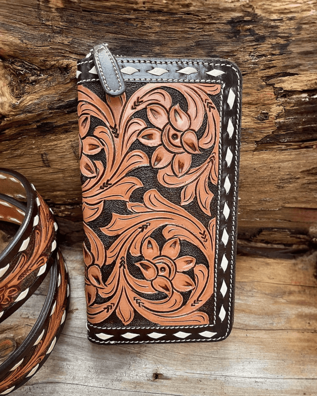 Outback King | Travel Wallet | Retro Buckstitch